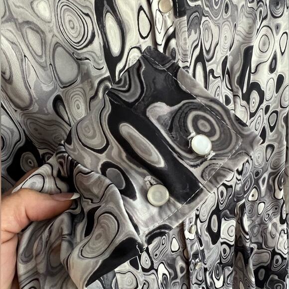 Vintage 1970s Mini Dress Button Down Psychedelic - Picture 4 of 9